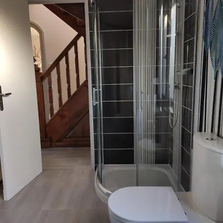 Magnifique Maison Familiale Situee A * Μορλαί